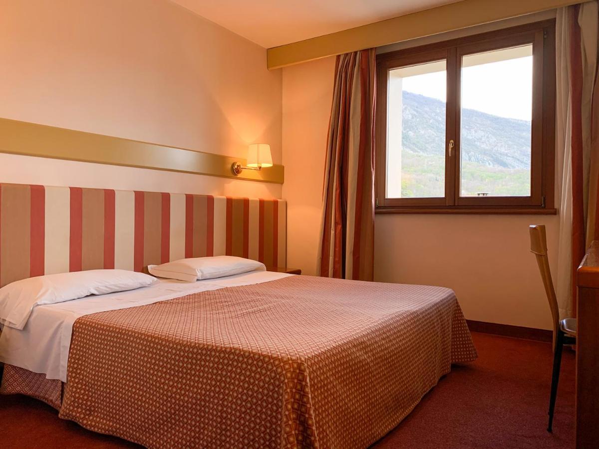 Eurohotel Palace Maniago Ngoại thất bức ảnh