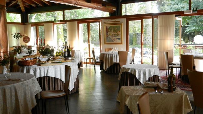 Eurohotel Palace Maniago Nhà hàng bức ảnh